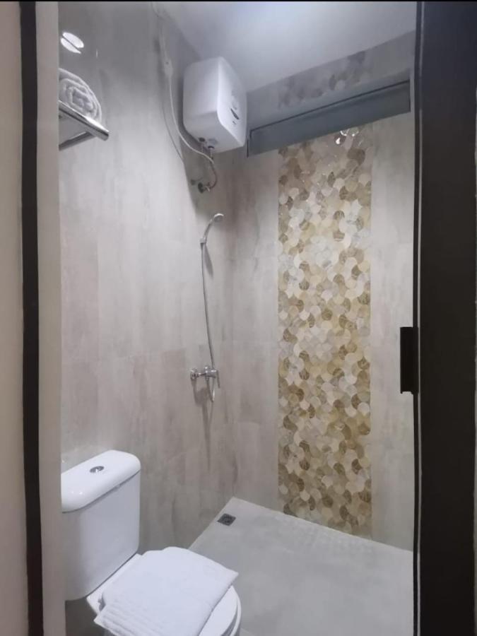 Phoenix Guest House Surabaya Exterior photo